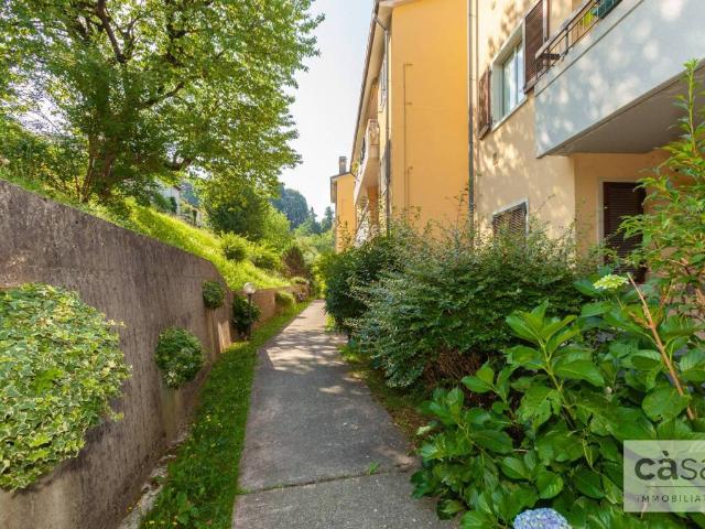 Appartamento in vendita a Valle Olona, Varese