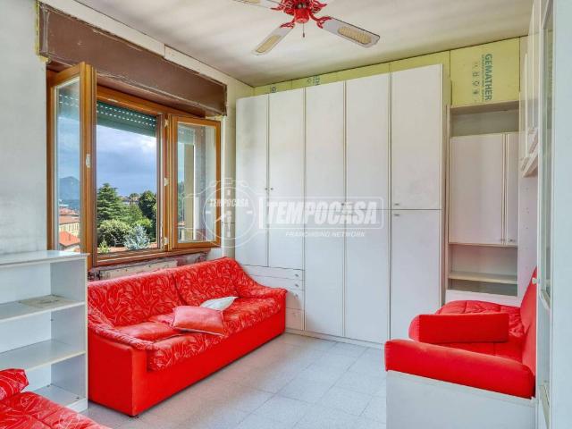 Appartamento in vendita a Giubiano, Varese