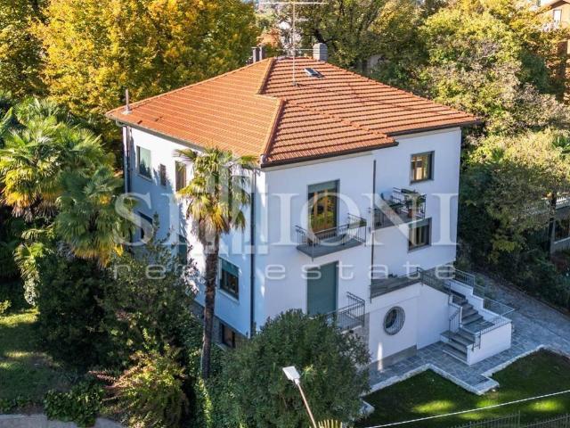 Appartamento in vendita a Biumo Superiore, Varese