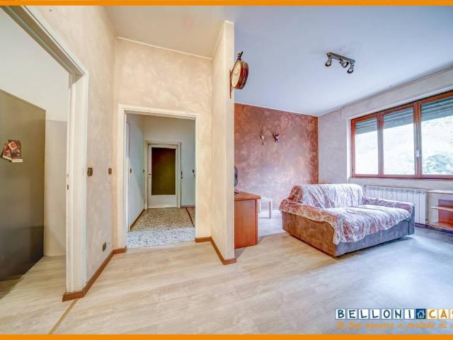 Appartamento in vendita a Biumo Superiore, Varese