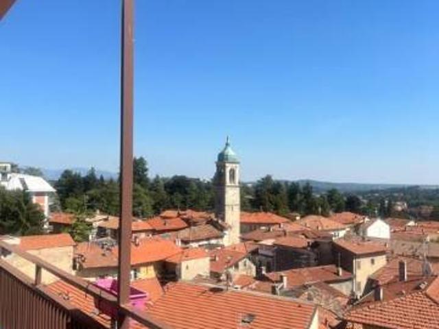 Appartamento in vendita a Robarello, Varese