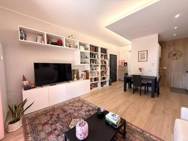 Appartamento in vendita a Velate, Varese