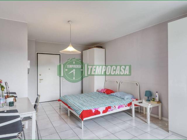 Appartamento in vendita a Valle Olona, Varese