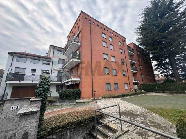 Appartamento in vendita a Biumo Superiore, Varese