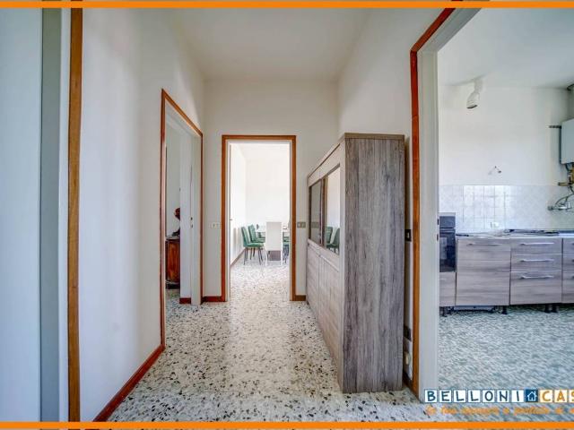Appartamento in vendita a Varese, Lombardia