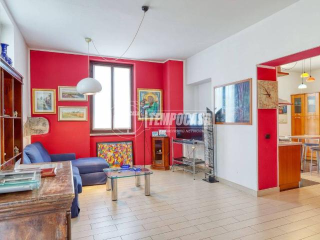 Appartamento in vendita a Biumo Superiore, Varese