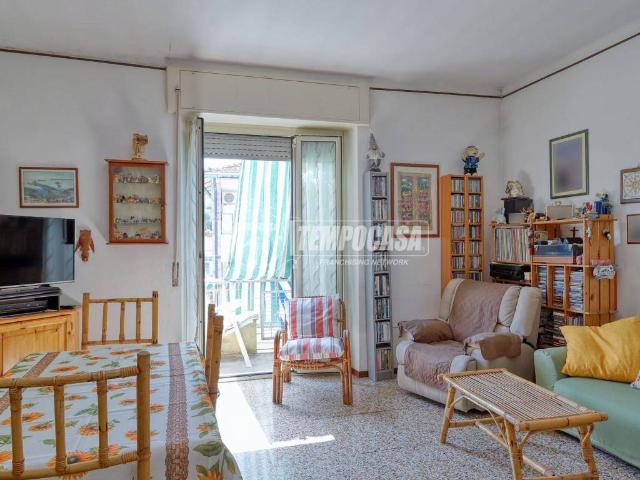 Appartamento in vendita a Valle Olona, Varese
