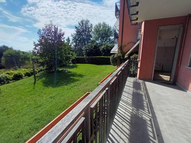 Appartamento in vendita a Biumo Superiore, Varese