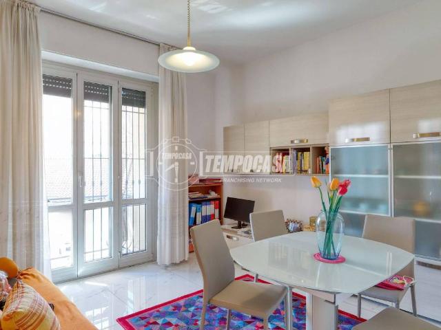 Appartamento in vendita a Valle Olona, Varese