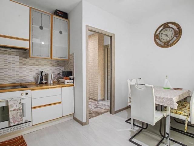 Appartamento in vendita a Valle Olona, Varese