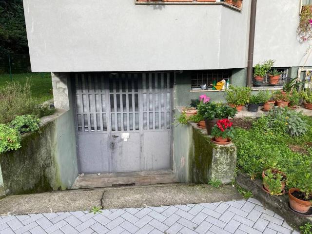 Appartamento in vendita a Varese, Lombardia