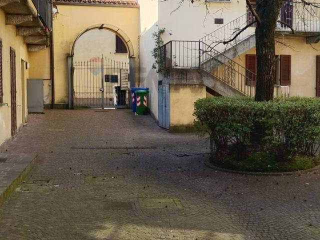 Appartamento in vendita a Biumo Superiore, Varese