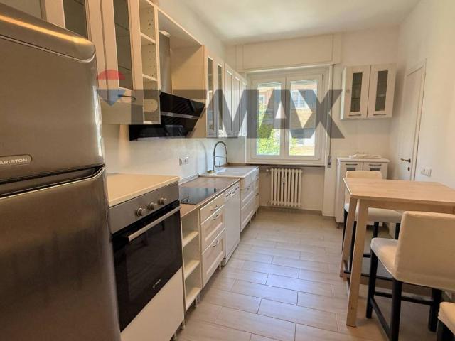 Appartamento in vendita a Varese, Lombardia