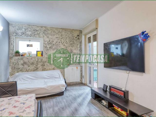 Appartamento in vendita a Varese, Lombardia
