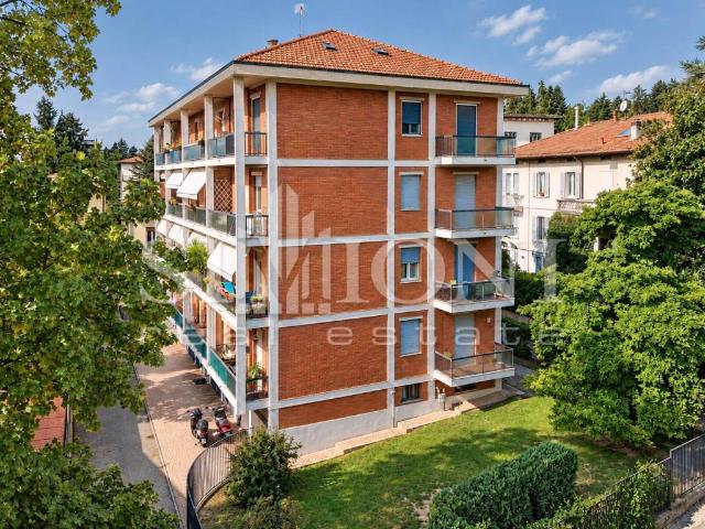 Appartamento in vendita a Robarello, Varese