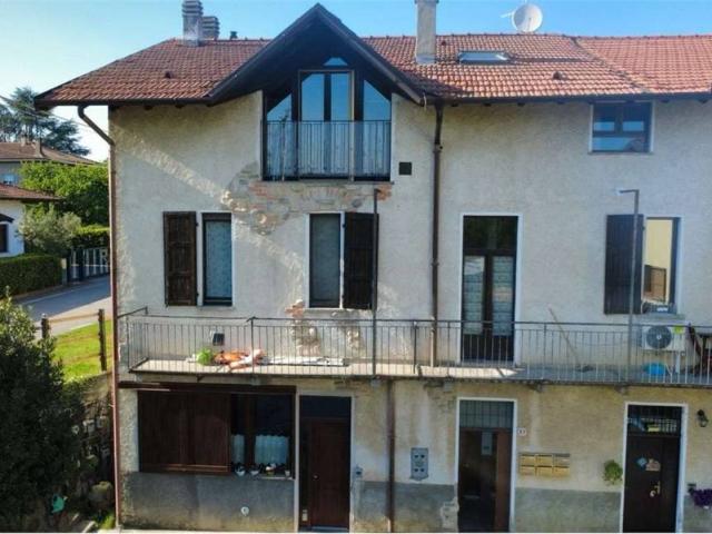 Appartamento in vendita a Varese, Lombardia