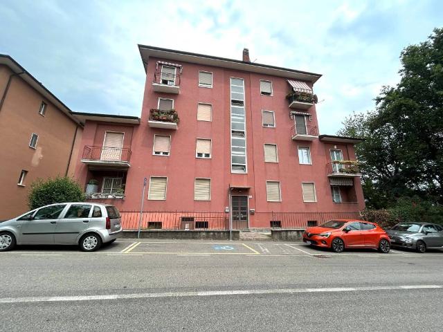 Appartamento in vendita a Bustecche, Varese