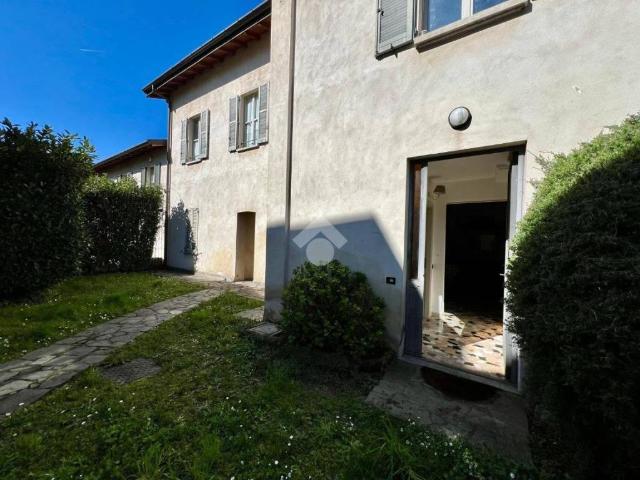 Appartamento in vendita a Giubiano, Varese