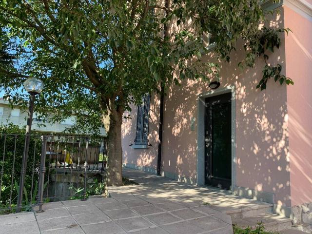 Appartamento in vendita a Velate, Varese