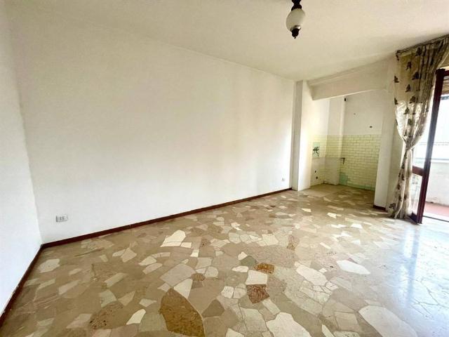 Appartamento in vendita a Valle Olona, Varese