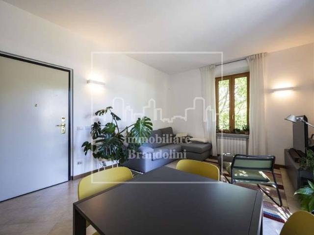 Appartamento in vendita a Velate, Varese