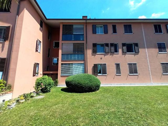 Appartamento in vendita a Monbernasco, Varese