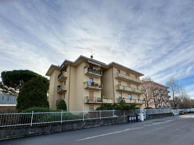 Appartamento in vendita a Velate, Varese