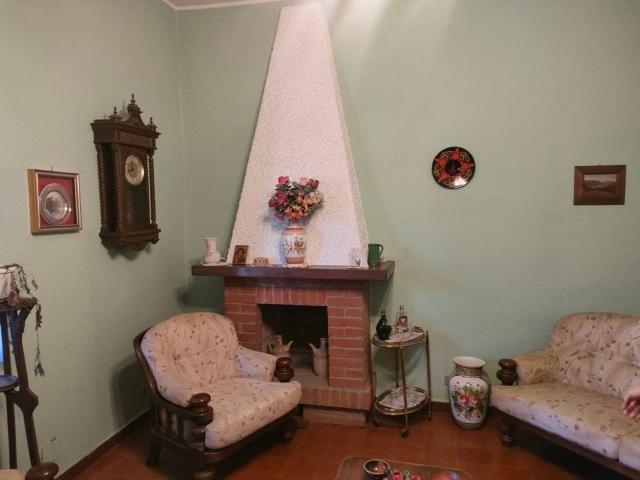 Appartamento in vendita a Varzi, Lombardia