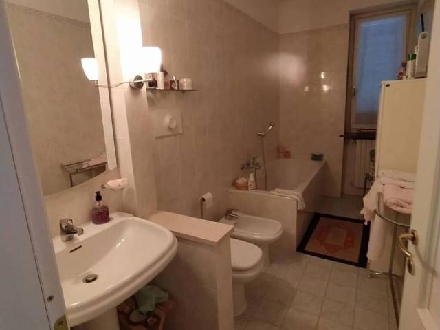 Appartamento in vendita a Varzi, Lombardia