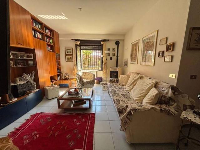 Appartamento in vendita a Varzi, Lombardia