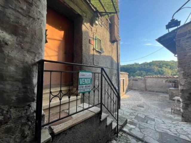 Appartamento in vendita a Vasanello, Lazio