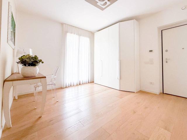 Appartamento in vendita a Vedano Al Lambro, Lombardia