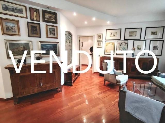 Appartamento in vendita a Vedano Al Lambro, Lombardia
