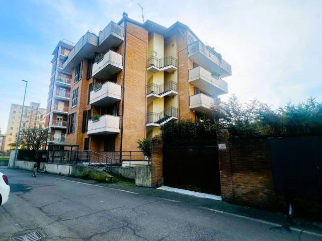 Appartamento in vendita a Vedano Al Lambro, Lombardia