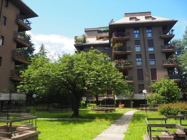 Appartamento in vendita a Vedano Al Lambro