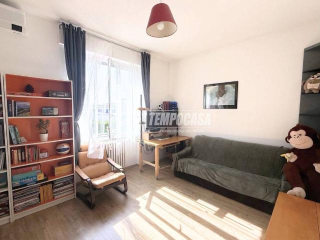 Appartamento in vendita a Vedano Al Lambro, Cascina Panceri