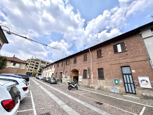 Appartamento in vendita a Vedano Al Lambro, Lombardia