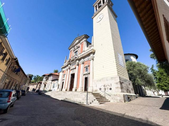 Appartamento in vendita a Vedano Al Lambro, Lombardia