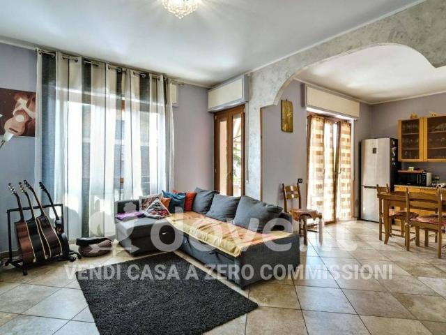Appartamento in vendita a Perseghét, Vedano Olona