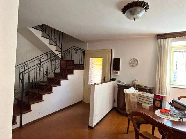 Appartamento in vendita a Perseghét, Vedano Olona