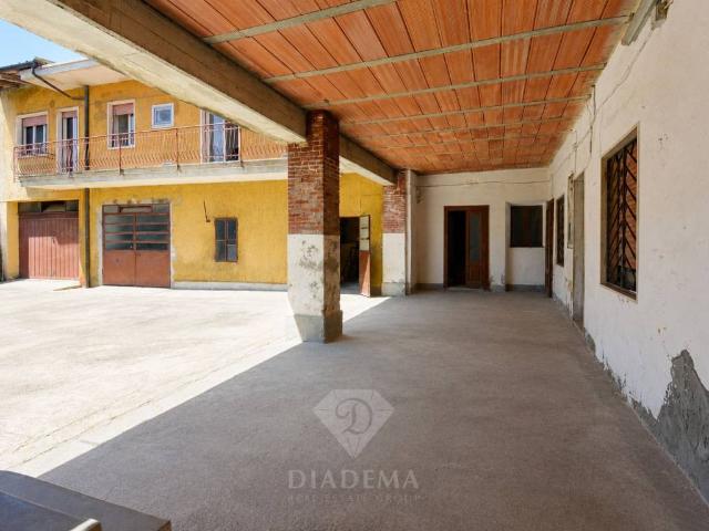 Appartamento in vendita a Perseghét, Vedano Olona