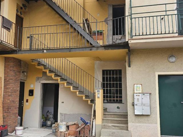 Appartamento in vendita a Veduggio Con Colzano, Lombardia