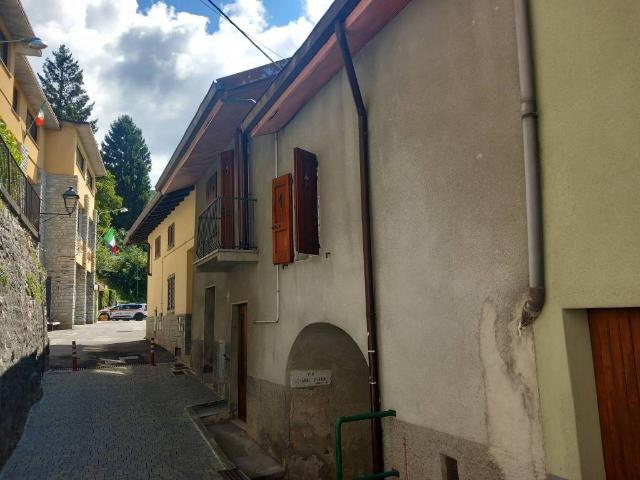 Appartamento in vendita a Gorla, Veleso