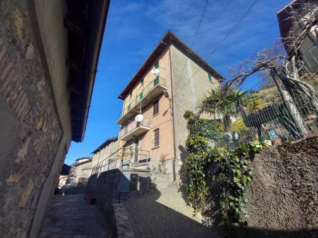 Appartamento in vendita a Gorla, Veleso