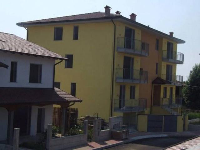 Appartamento in vendita a Vellezzo Bellini, Lombardia