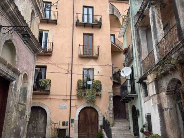 Appartamento in vendita a Venafro, Molise