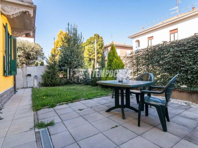 Appartamento in vendita a Venegono Inferiore, Lombardia