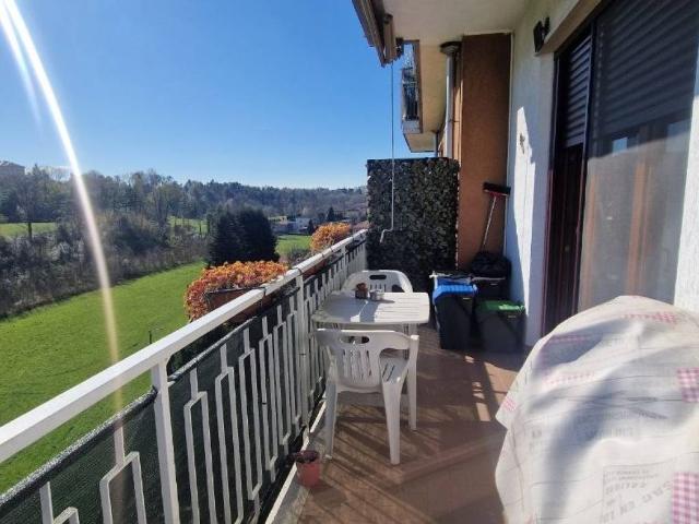 Appartamento in vendita a Venegono Inferiore, Lombardia