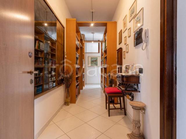 Appartamento in vendita a Venegono Inferiore, Lombardia