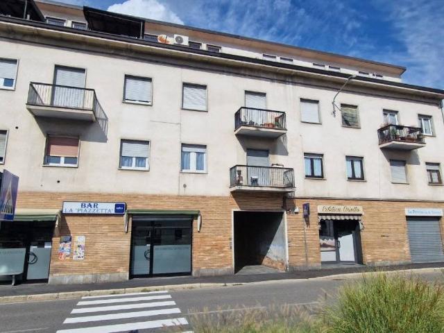 Appartamento in vendita a Venegono Inferiore, Lombardia